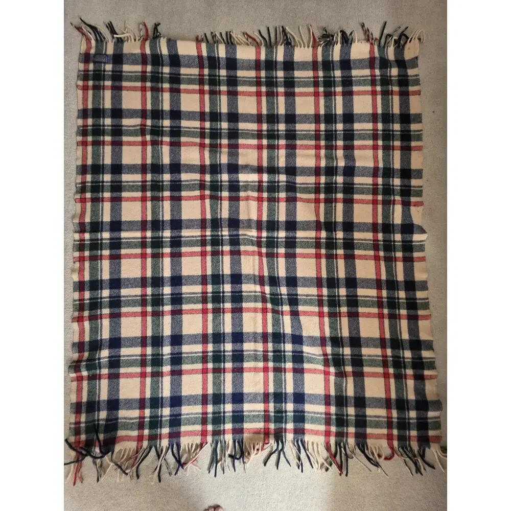 Pendleton Green Plaid Fringe Made In USA Virgin Wool Blanket 64x52 in VTG